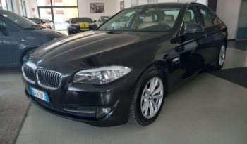 BMW 525D pieno