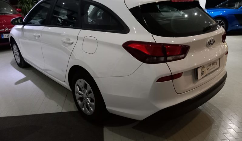 HYUNDAI I20 pieno