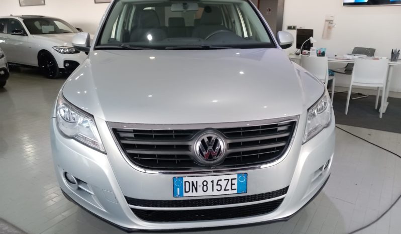 VOLKSWAGEN TIGUAN pieno