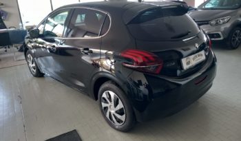 PEUGEOT 208 pieno