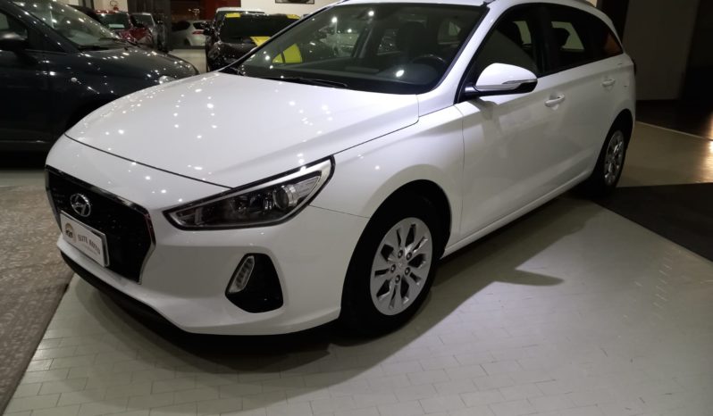 HYUNDAI I20 pieno